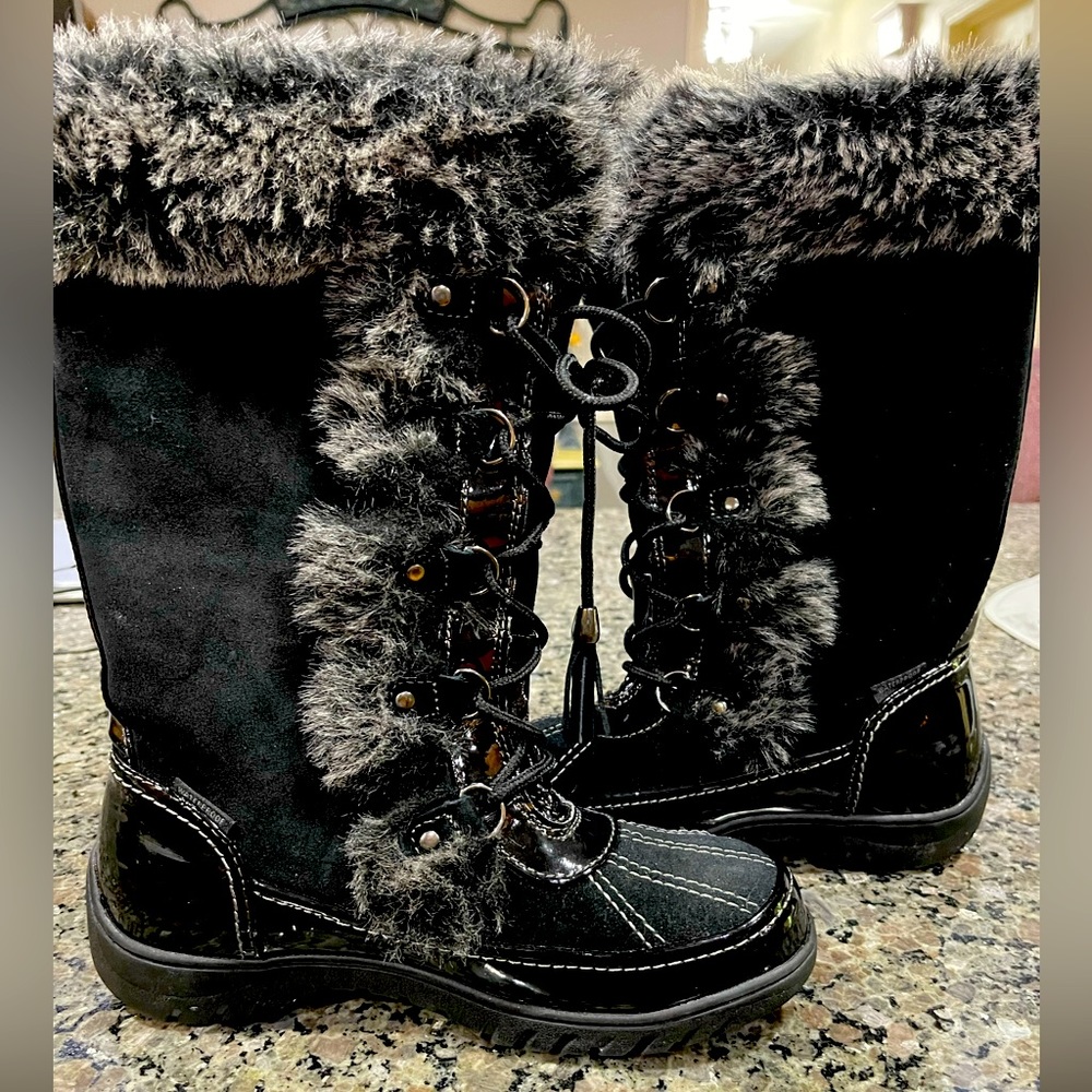 Black Sporto brand faux fur boots